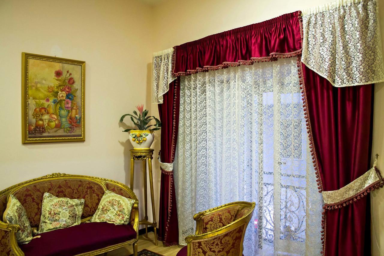 نابولي Mercury Home Room&Breakfast المظهر الخارجي الصورة