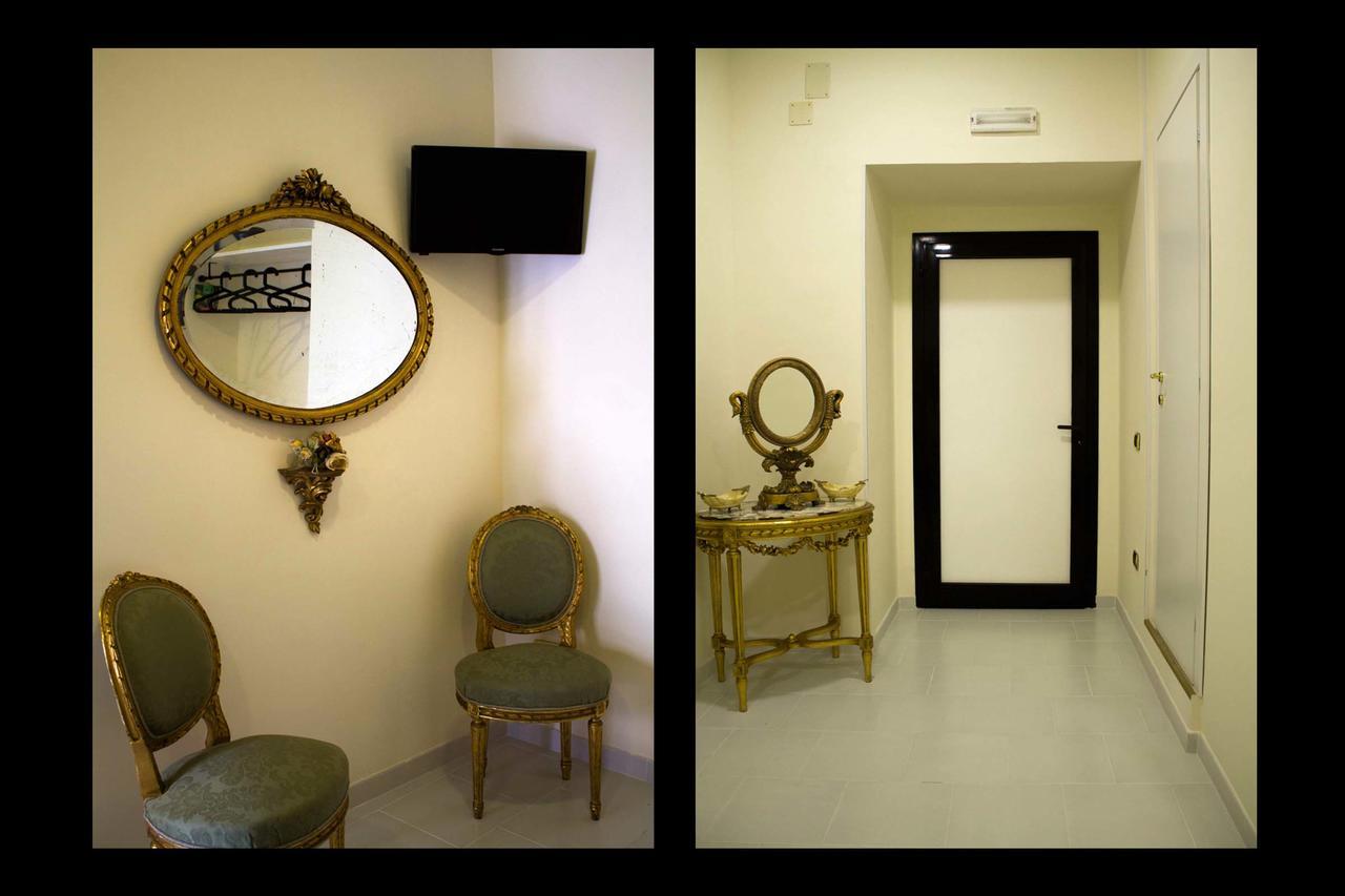 نابولي Mercury Home Room&Breakfast المظهر الخارجي الصورة