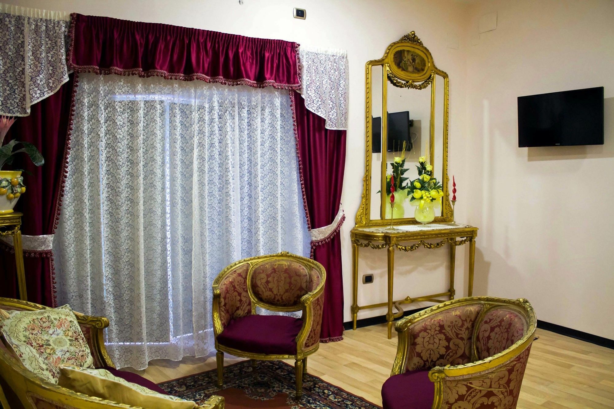 نابولي Mercury Home Room&Breakfast المظهر الخارجي الصورة